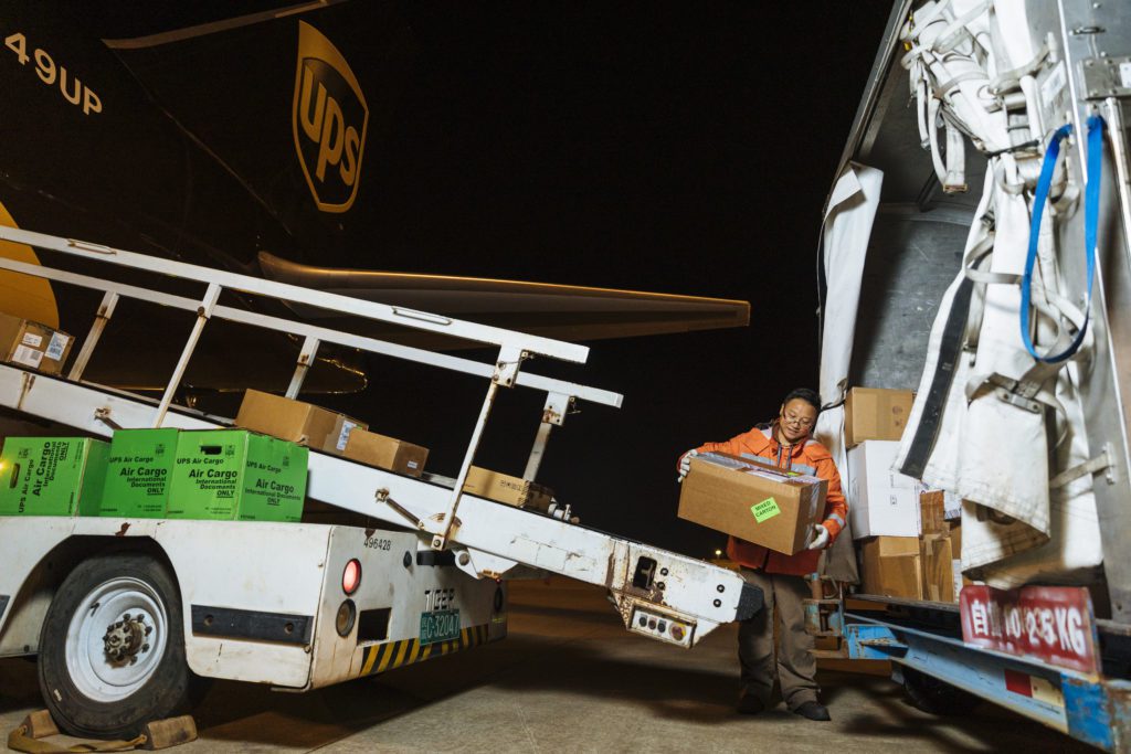 UPS cargo loading